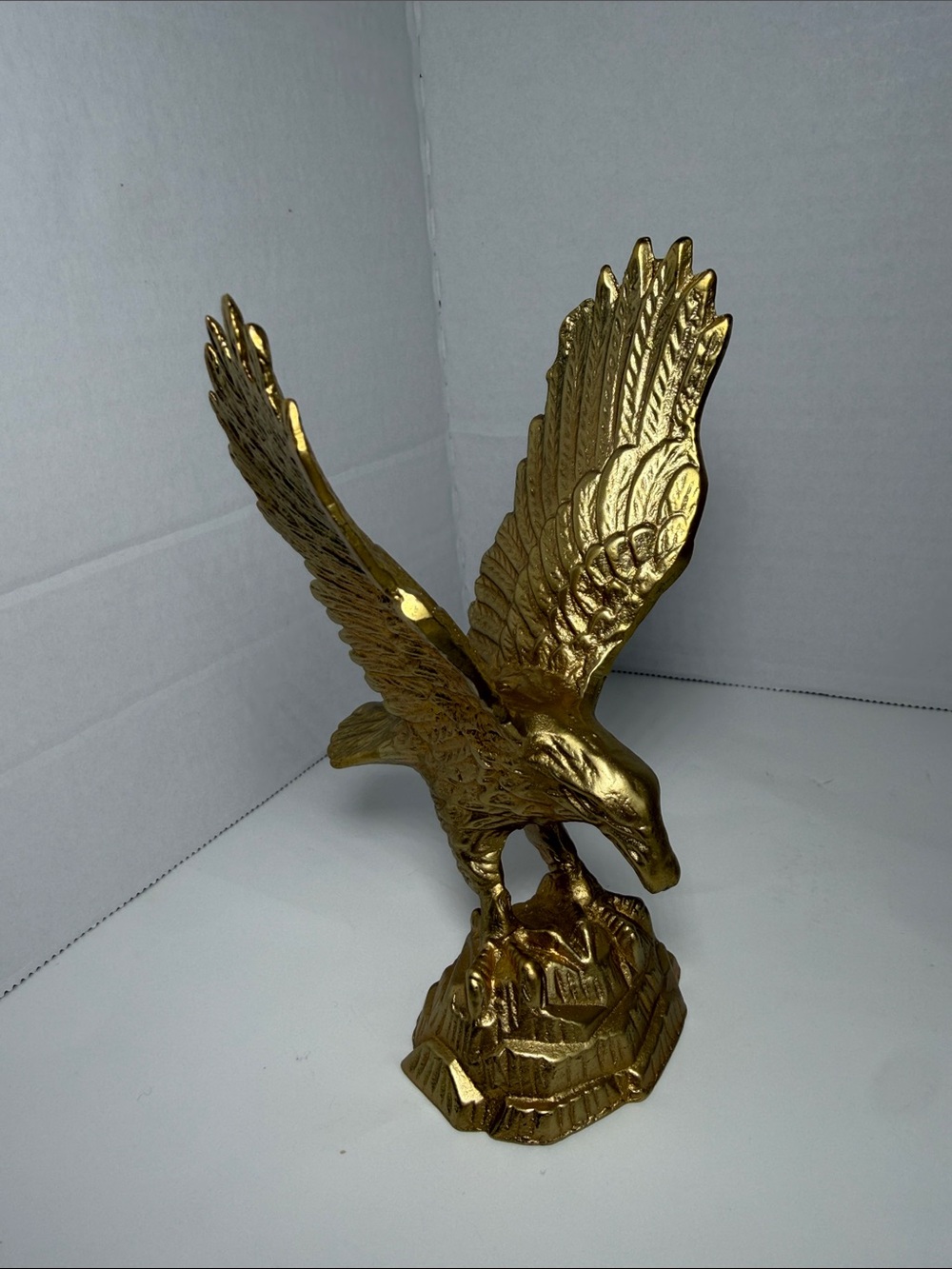 Majestic Gold Eagle Sculpture for Home Display